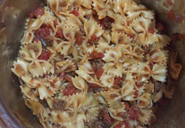 Instant Pot Beef and Pasta